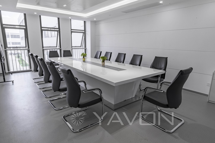 現代辦公家具會議桌